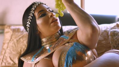 Egyptian Goddess Pt 2 Cum Bath - GoddessKorinaKova - Irresistible Spit - iWantClips